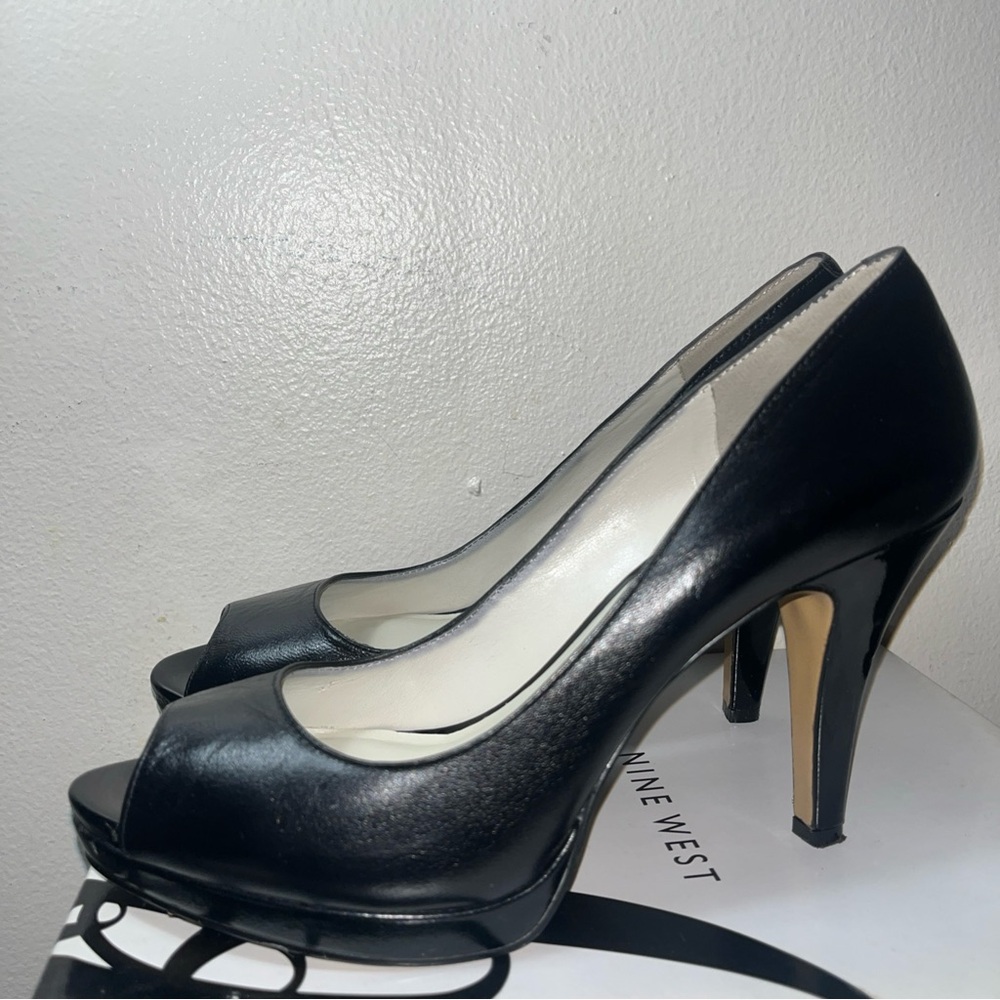 Nine West Women’s Sz 8 M Black High Heels Peep Toe Pumps - Picture 4 of 14